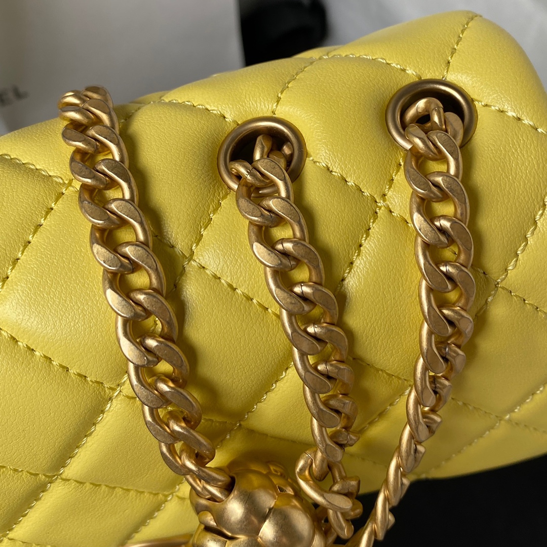 Small Classic Flap Lambskin Bag AS4041 Yellow